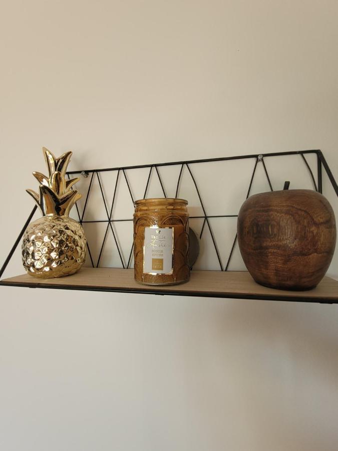 Studio Dans Maisonnette En Pierre 르카스틀레 외부 사진
