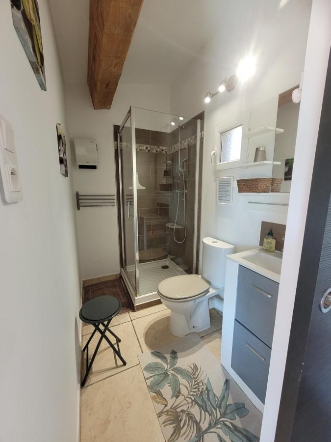 Studio Dans Maisonnette En Pierre 르카스틀레 외부 사진