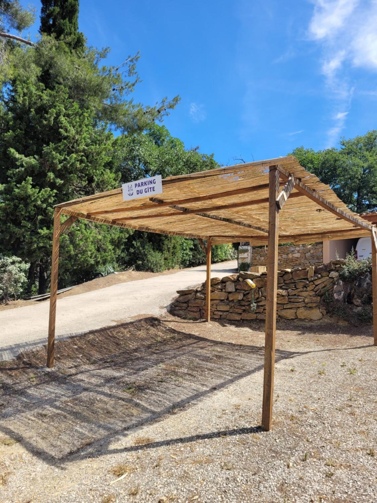 Studio Dans Maisonnette En Pierre 르카스틀레 외부 사진